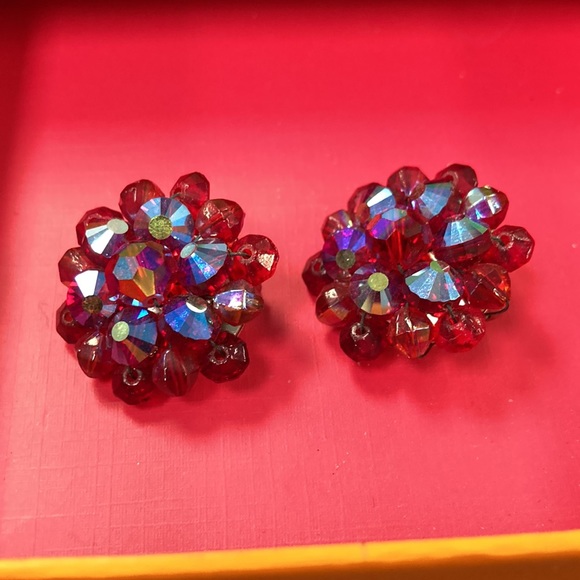 Vintage Red Clip on Large Earrings. - Picture 7 of 7